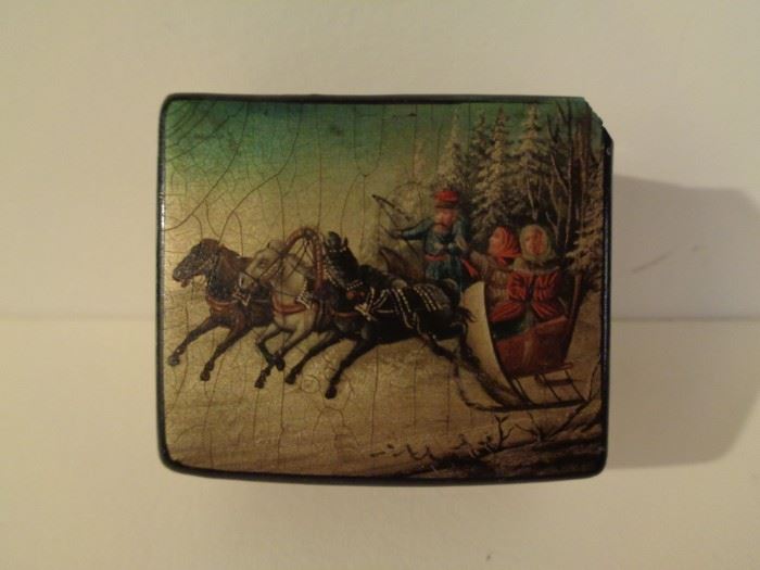 Antique Imperial Russian hand painted lacquer  box decorated troika sleigh scene