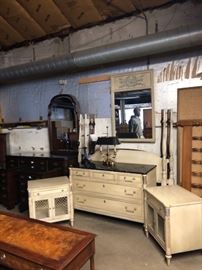 Kindle Furniture Marble Top Bedroom Set
