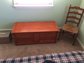 Lane cedar chest