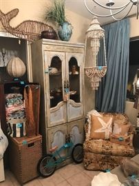 Entire room contents for sale 