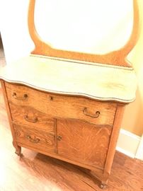 antique oak wash stand with original towel holder and hardware very nice condition. beautiful rich color to the wood