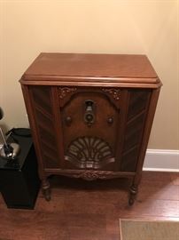 another view of the radio cabinet