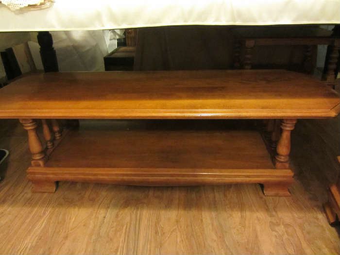 Ethan Allen Coffee Table - excellent