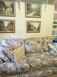 Sofa, very nice, original oil paintings, more
