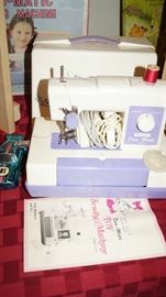 toy sewing machine