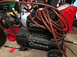 Kobalt 8 gallon air compressor - almost new