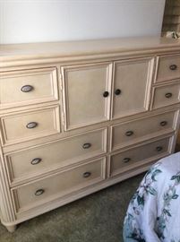 WWH001 Eight Drawer Wooden Dresser