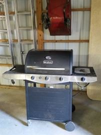 BBQ grillware' 3 + 1 burner propane grill