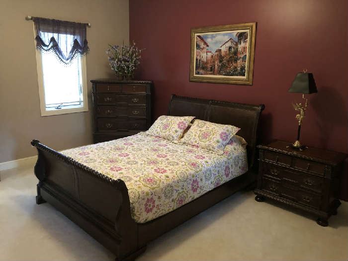 William & Mary style bedroom suite : Tall chest, dresser and queen sleigh bed