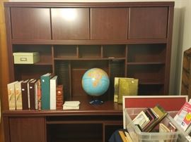 Computer organizer desk