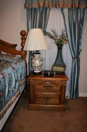 Broyhill Bedroom Set 