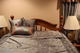 Broyhill Bedroom Set 