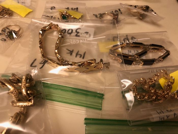 Quality Jewelry Pieces Gold Rings Gold Bracelets silver and a lot more than what is photographed