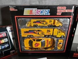 Racing Champions Super Collectors Set