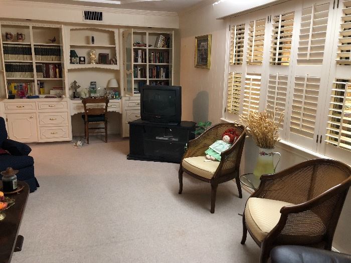 Lazybrook/Timbergrove Estate Sale in Houston, TX starts on 11/16/2018