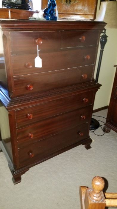 Great chest of drawers. Bottom 3 drawers are cedar type. 