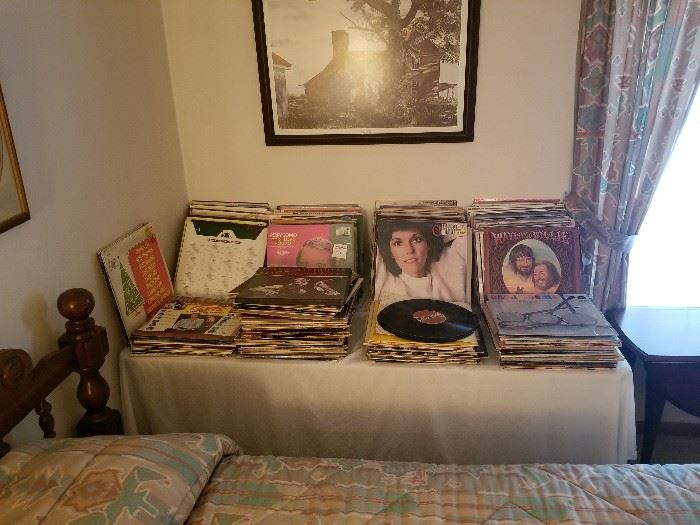 Vinyl, including Johnny Cash, Elvis, The Kingston Trio, The Ink Spots, Carpenters, Anne Murray, Waylon and Willie and lots more