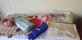 vintage table linens