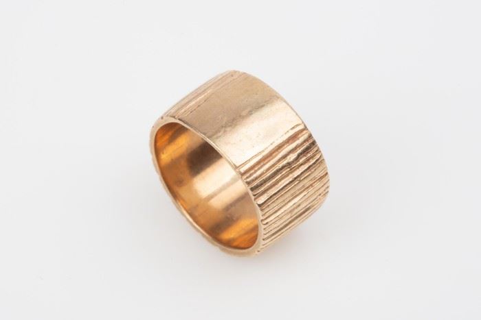 86: 14K WIIDE YELLOW GOLD RING BAND 5.0dwt SIZE 5.5