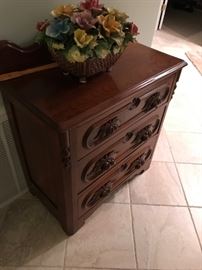 Antique 3 Drawer Dresser $ 148.00