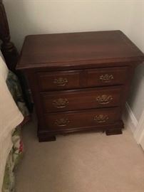 Broyhill End Table - $ 98.00