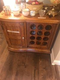 Bar piece in Oak - has built in wine rack