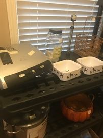 hallway - lots of kitchen small appliances & miscellaneous items