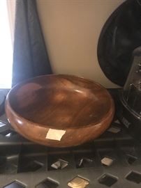 hallway - lots of kitchen small appliances & miscellaneous items