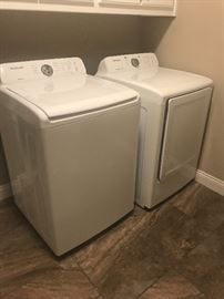 Samsung washer/dryer set - nearly new and in great condition