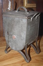 TABLE TOP BUTTER CHURN