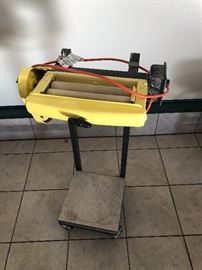 Custom Made Electric Squeegee