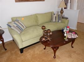 LOVELY SOFA