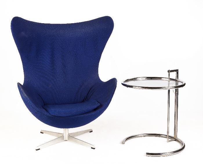 Arne Jacobsen Egg Chair & Eileen Gray Model 1027 Adjustable Chrome & Glass Table