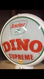 Vintage "Sinclair" gas pump topper