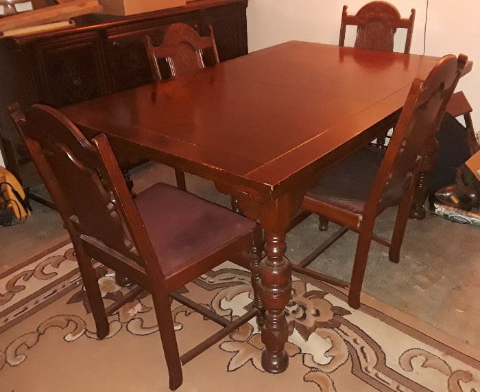 1920's Table & Chairs