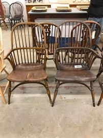 Pair of English style sack-back Windsor armchairs mixed