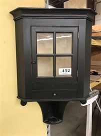 Hanging corner cupboard with restoration glass in black crackle