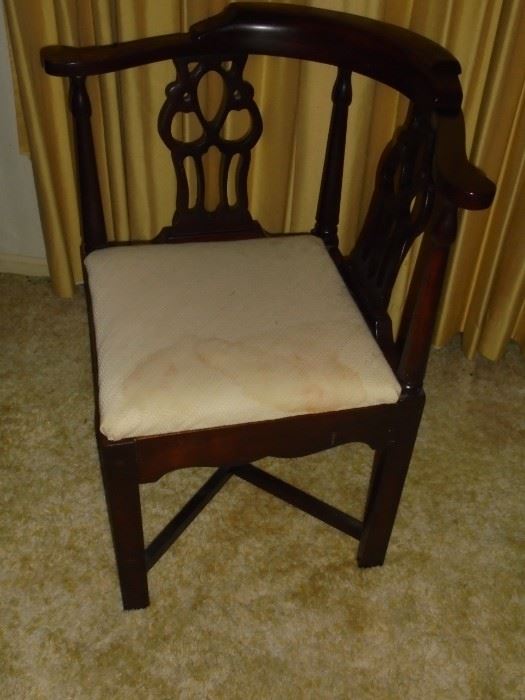 1 of 2 matching corner chairs