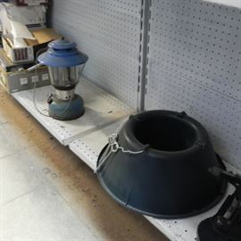 We have over 10 of these very nice Christmas tree stands. 