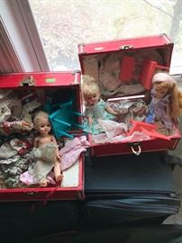 Ginny dolls in cases, furniture & clothes
