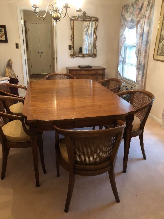 Mid Century dining table with horse shoe chairs