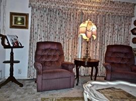 LAZYBOY RECLINER, MUSIC STAND, BOUDOIR LAMP