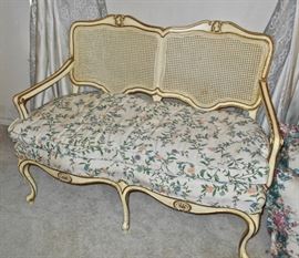 FRENCH PROVINCIAL SETEE