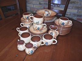 PENNSBURY ROOSTER POTTERY