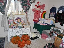 VINTAGE CHILDREN'S CLOTHES