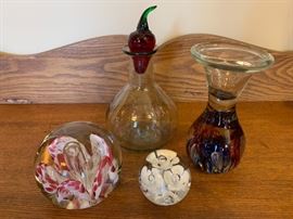 Vintage art glass paperweights 
