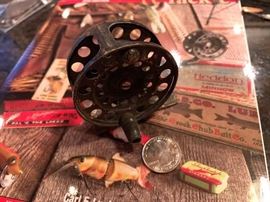 Vintage Shakespeare Featherweight skeleton fly fishing reel