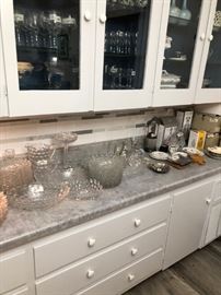 Lots of glassware & china
