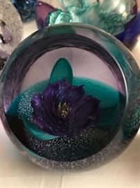 Beautiful paperweight by Caithness “Tropicana” 