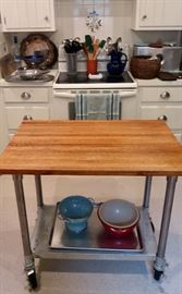 Really cool Island/Cutting Boards on wheels